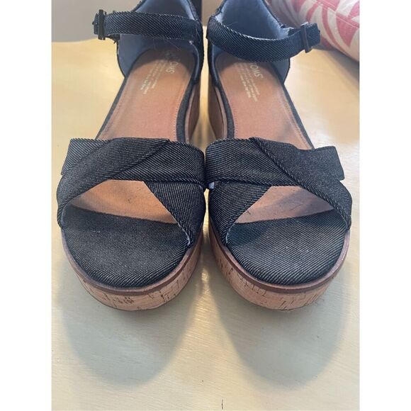 Toms Sandals  - Picture 6 of 6